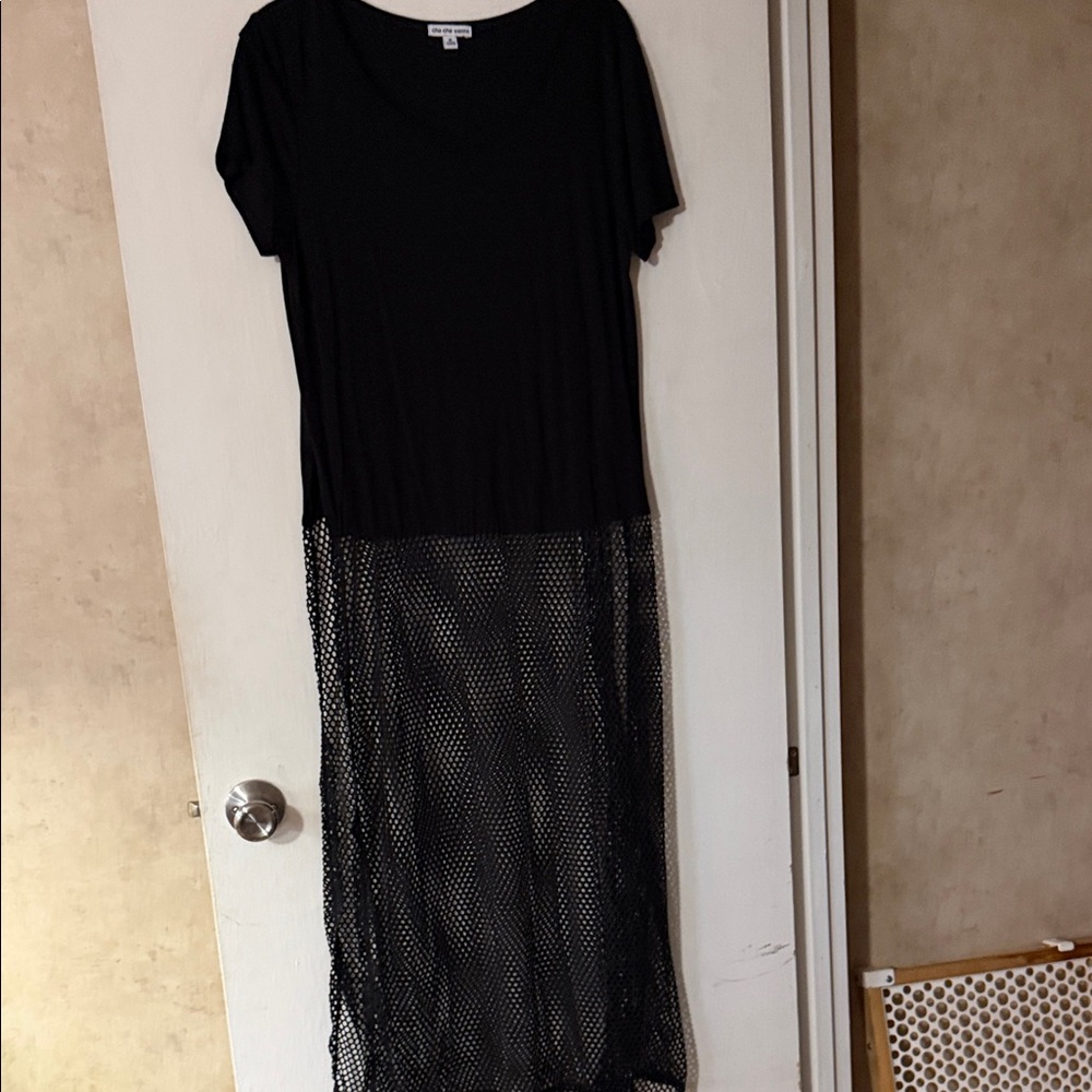 Cha Cha Vente Black Mesh Overlay Top